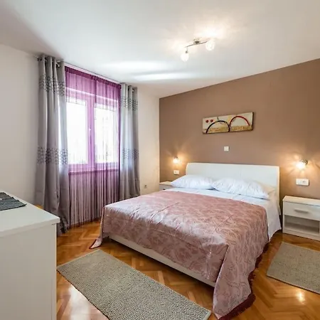 Apartmán Jelena