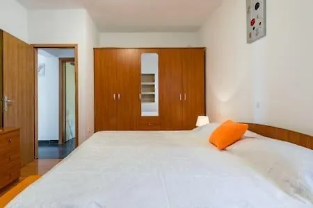 Apartment Apartmani Jelena *